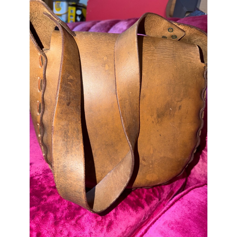 Vintage 70s Handmade Leather Tooled Bag Boho Saddle Purse Tan Wood - Picture 4 of 6
